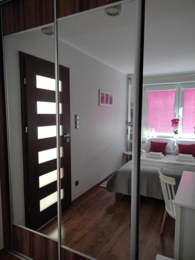 Apartament Red Олщин Екстериор снимка