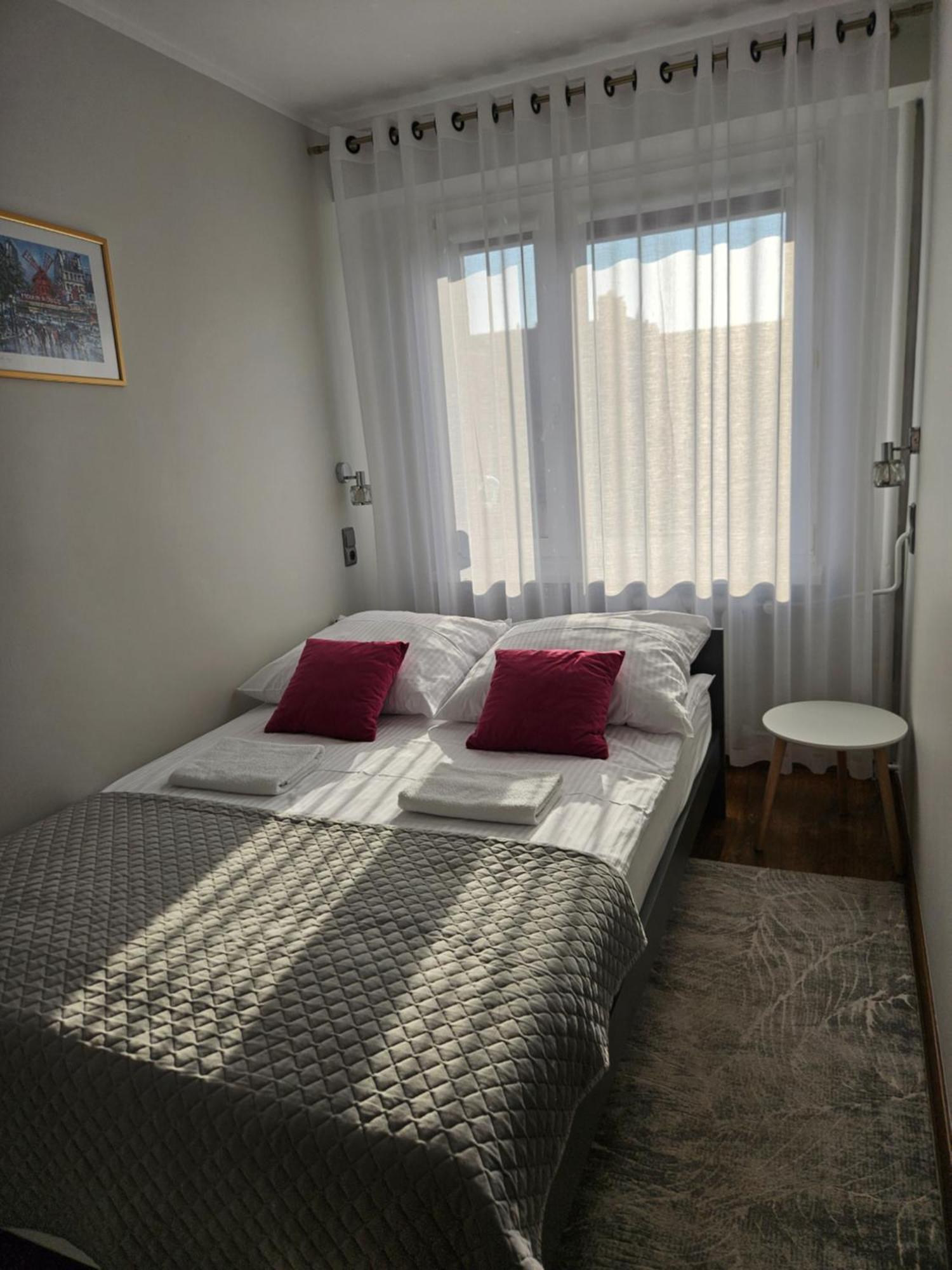 Apartament Red Олщин Екстериор снимка